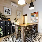 Two Pillows Boutique Хостел *