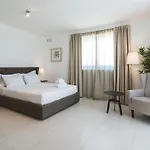 Two Pillows Boutique