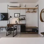 Two Pillows Boutique