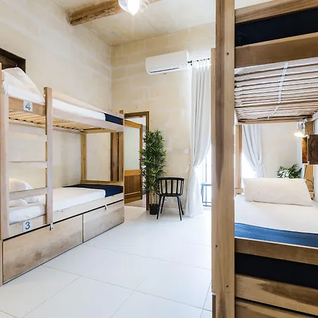 Hostel Two Pillows Boutique Sliema