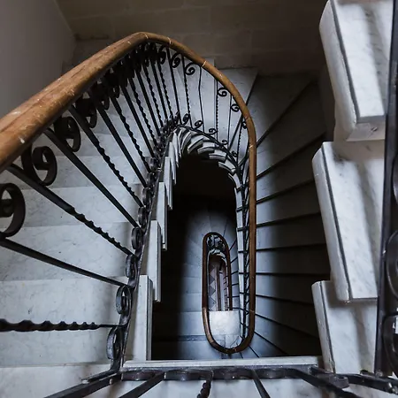 Two Pillows Boutique Hostel