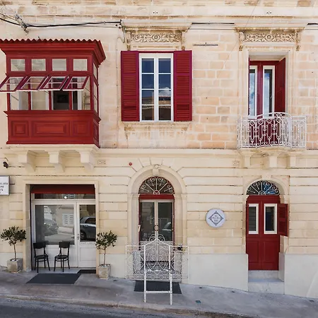 Two Pillows Boutique * Sliema