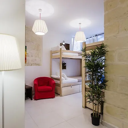 Hostel Two Pillows Boutique Sliema