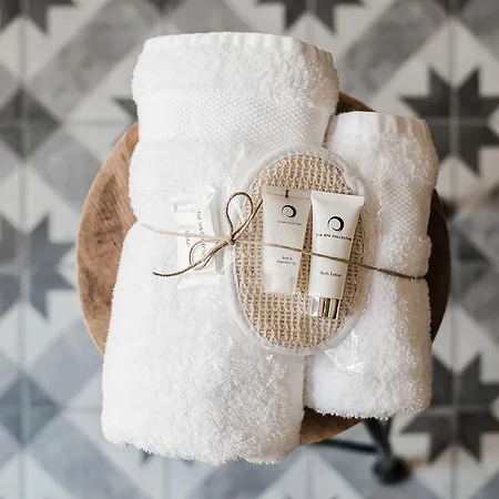 Hostel Two Pillows Boutique Sliema
