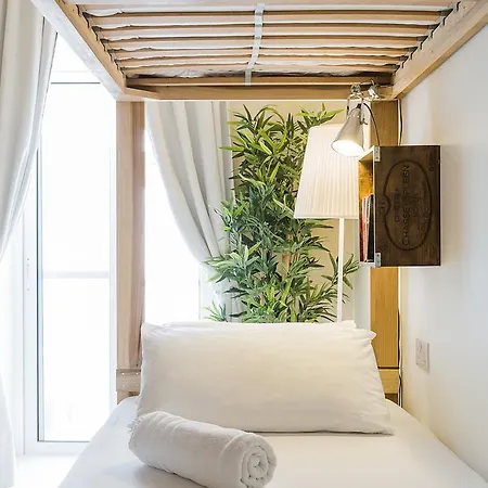 Two Pillows Boutique * Sliema