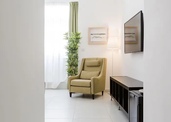 Two Pillows Boutique * Sliema