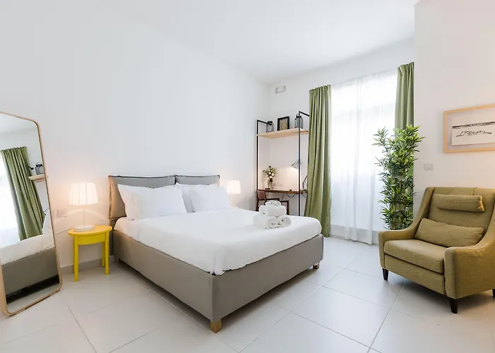 Two Pillows Boutique Хостел *