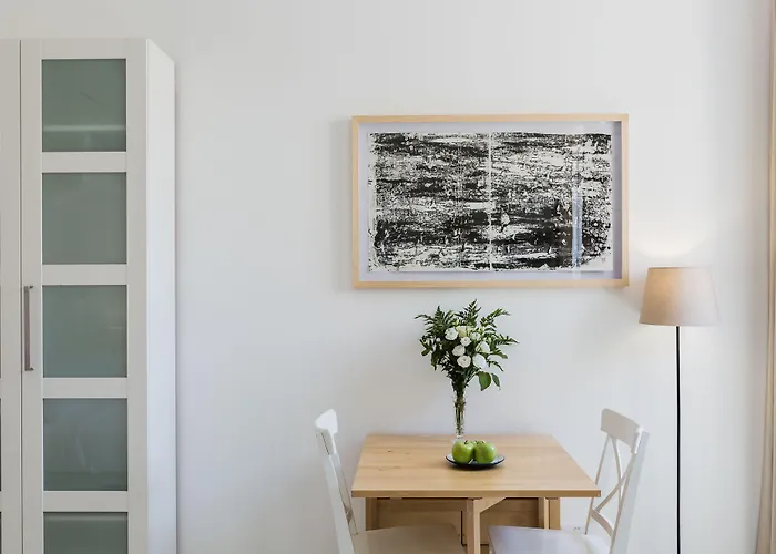 투 필로우즈 부티크 호스텔 *