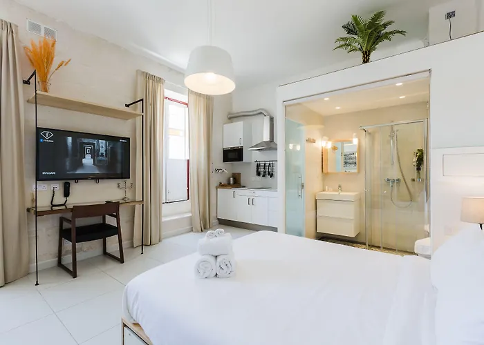 Two Pillows Boutique Hostel Sliema