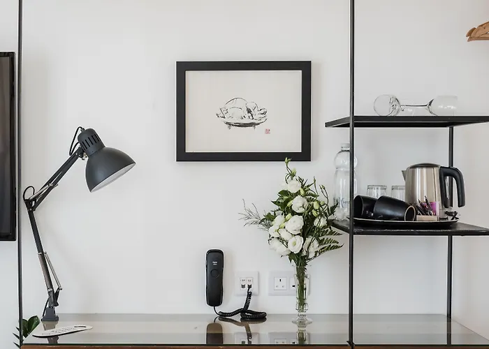 Two Pillows Boutique