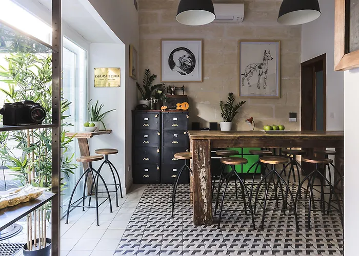 Two Pillows Boutique Хостел *