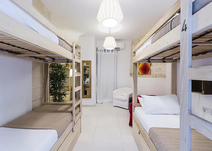 Two Pillows Boutique Hostel Sliema