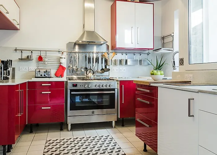 Two Pillows Boutique Хостел Слима