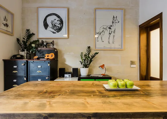 Hostel Two Pillows Boutique Sliema