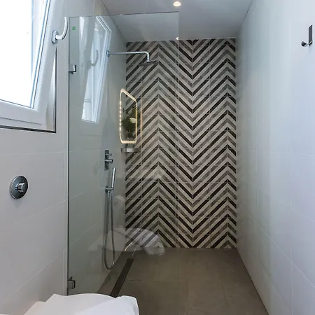 Two Pillows Boutique