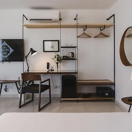 Two Pillows Boutique