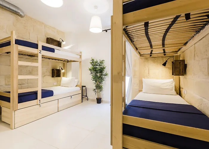 Hostel Two Pillows Boutique Sliema