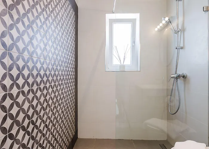 Two Pillows Boutique Hostel Sliema