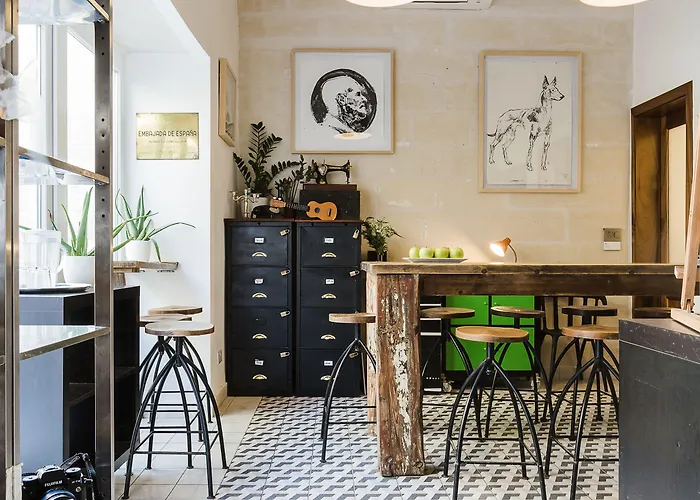 Hostel Two Pillows Boutique Sliema